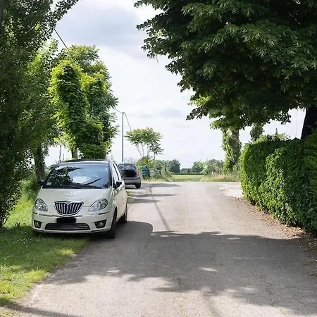 Apartment Comodo Per Bologna - 15 Minuti Dall'aeroporto - Grazioso Monolocale *